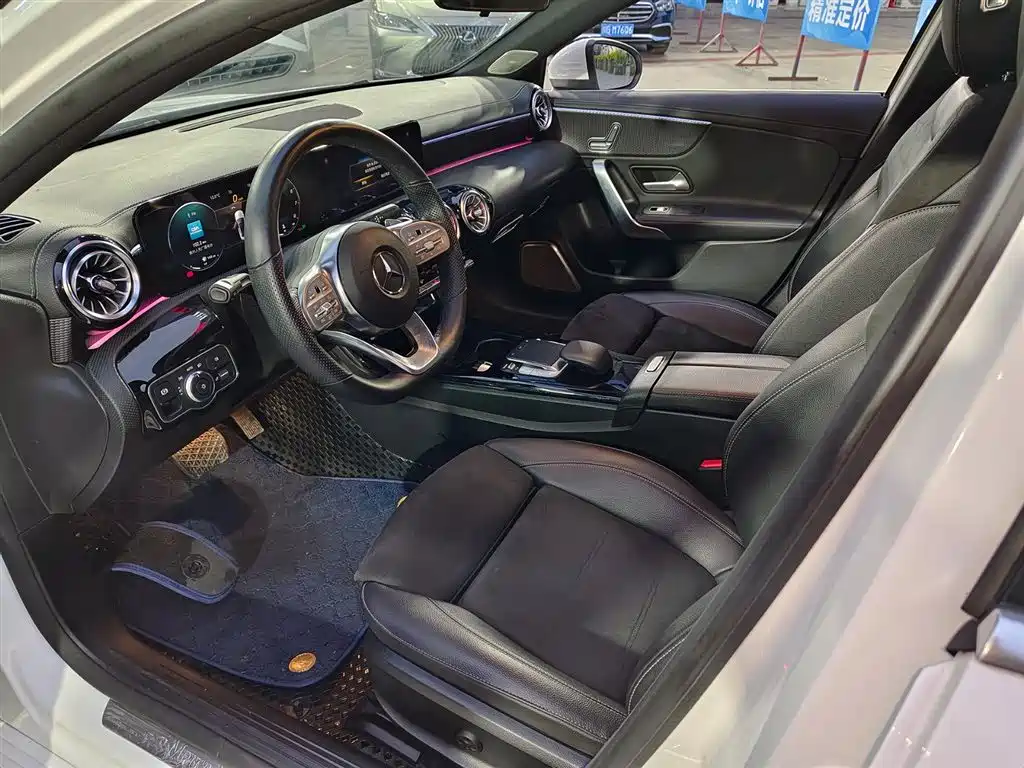 MERCEDES-BENZ A CLASS