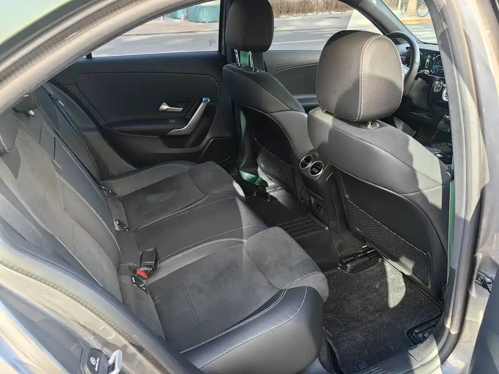 MERCEDES-BENZ A CLASS