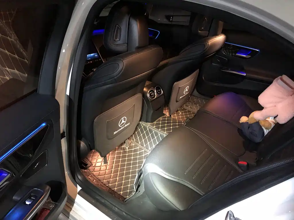 Mercedes-Benz C-Class — миниатюра 3