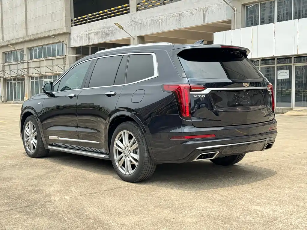 Cadillac XT6 - фото 4