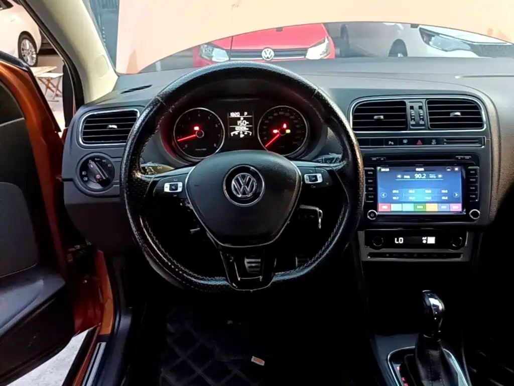 Volkswagen Polo — миниатюра 11