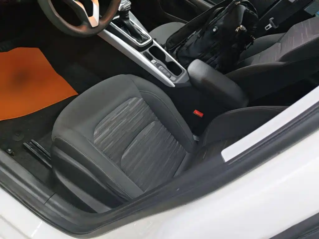 Chevrolet Monza — миниатюра 15