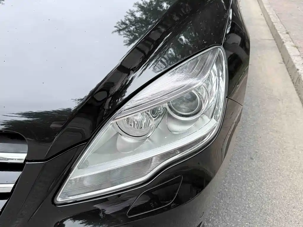Mercedes-Benz R-Class — миниатюра 21