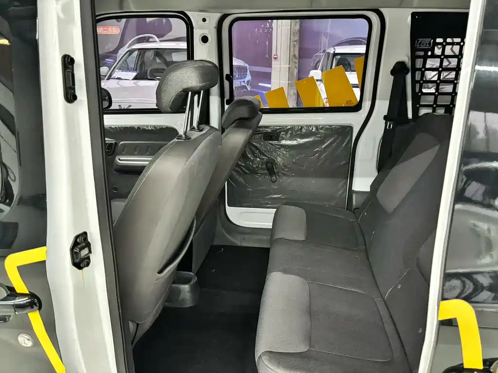 Wuling Zhiguang EV — миниатюра 8