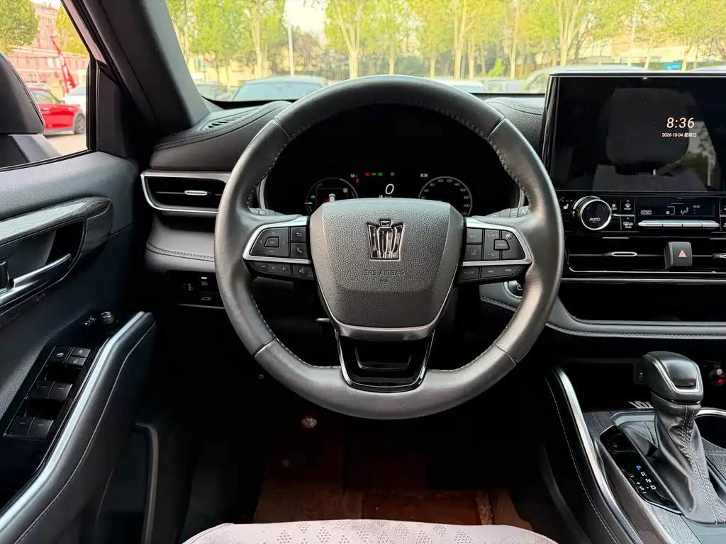 Toyota Crown Kluger — миниатюра 12