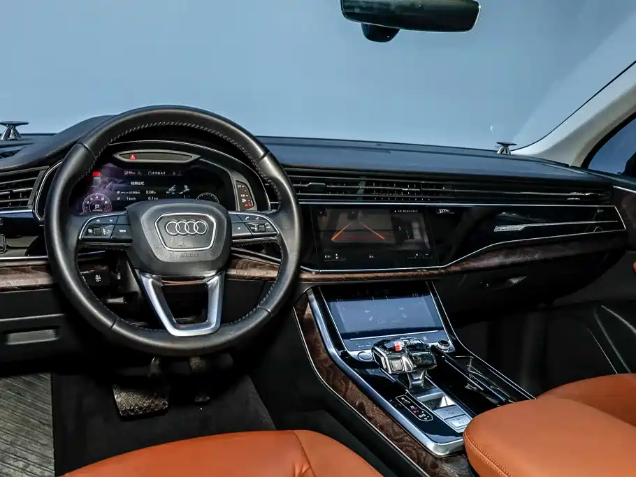 Audi Q7 — миниатюра 24