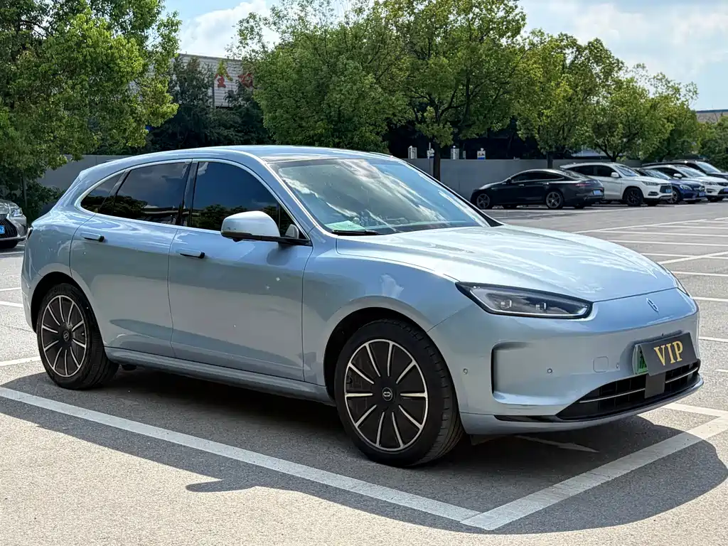 AITO Wenjie AITO M5 — миниатюра 3