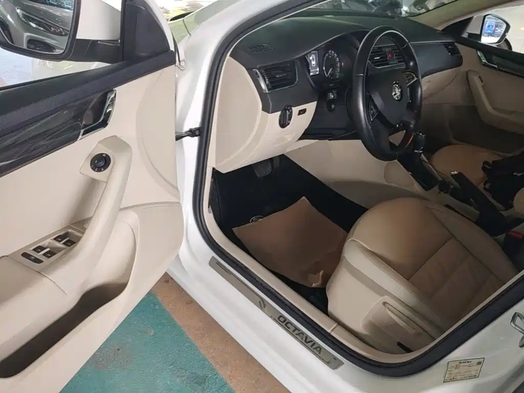 Skoda Octavia — миниатюра 16