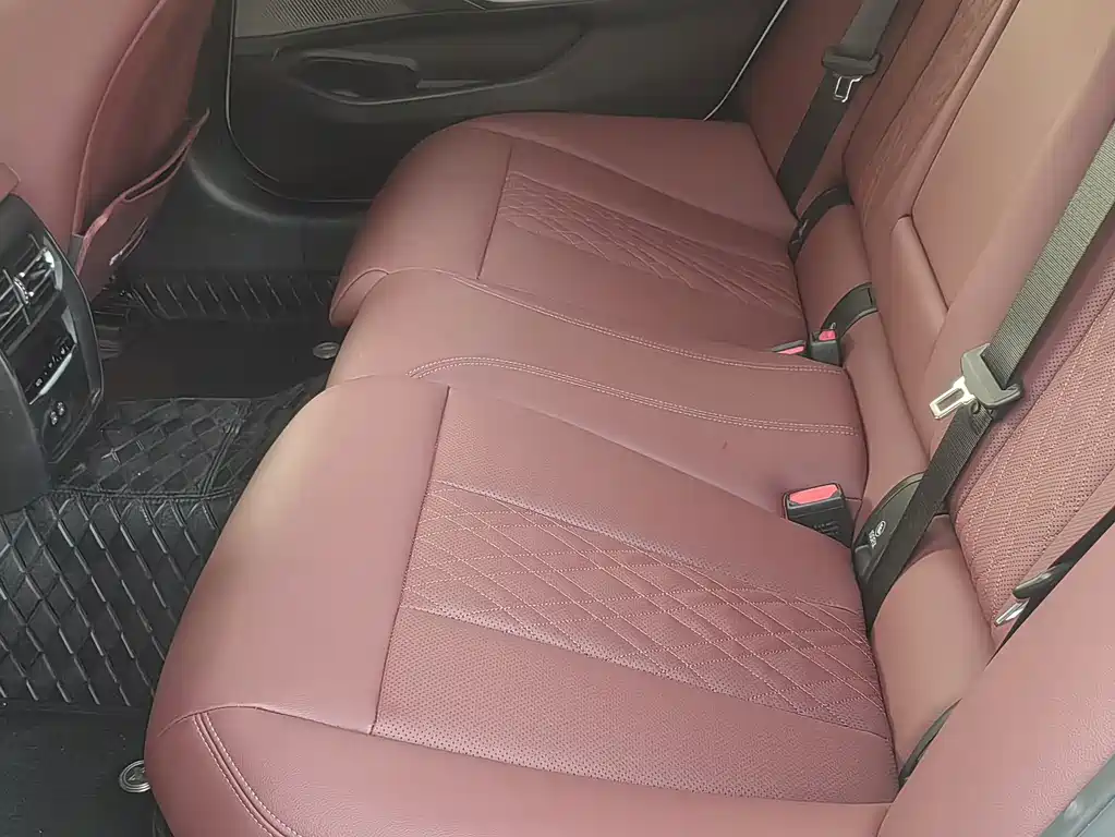 BMW 3 Series — миниатюра 6