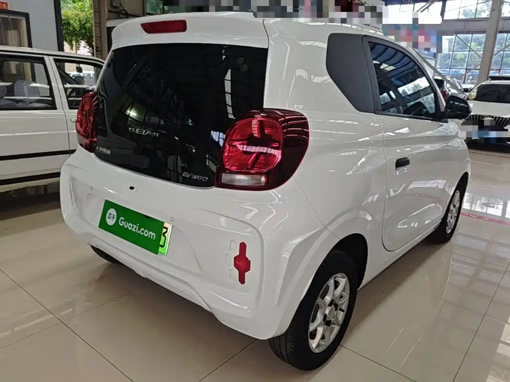 Roewe Clever — миниатюра 7