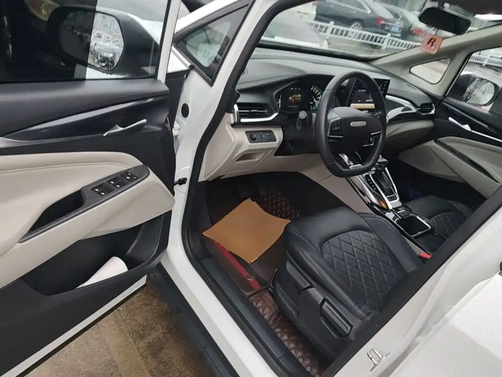 MAXUS Euniq 5 — миниатюра 16
