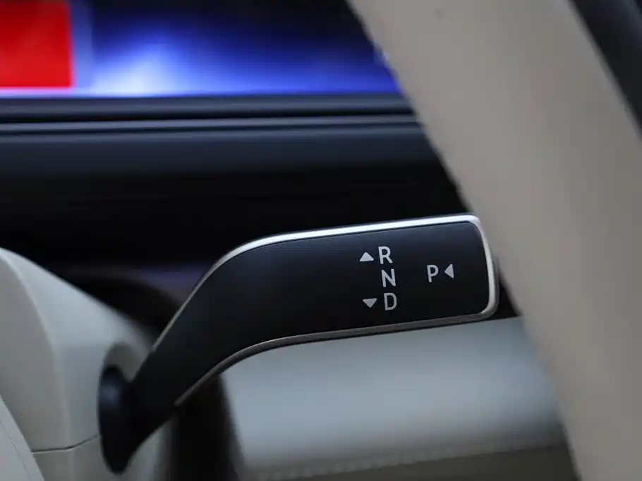 NIO ES8 — миниатюра 20