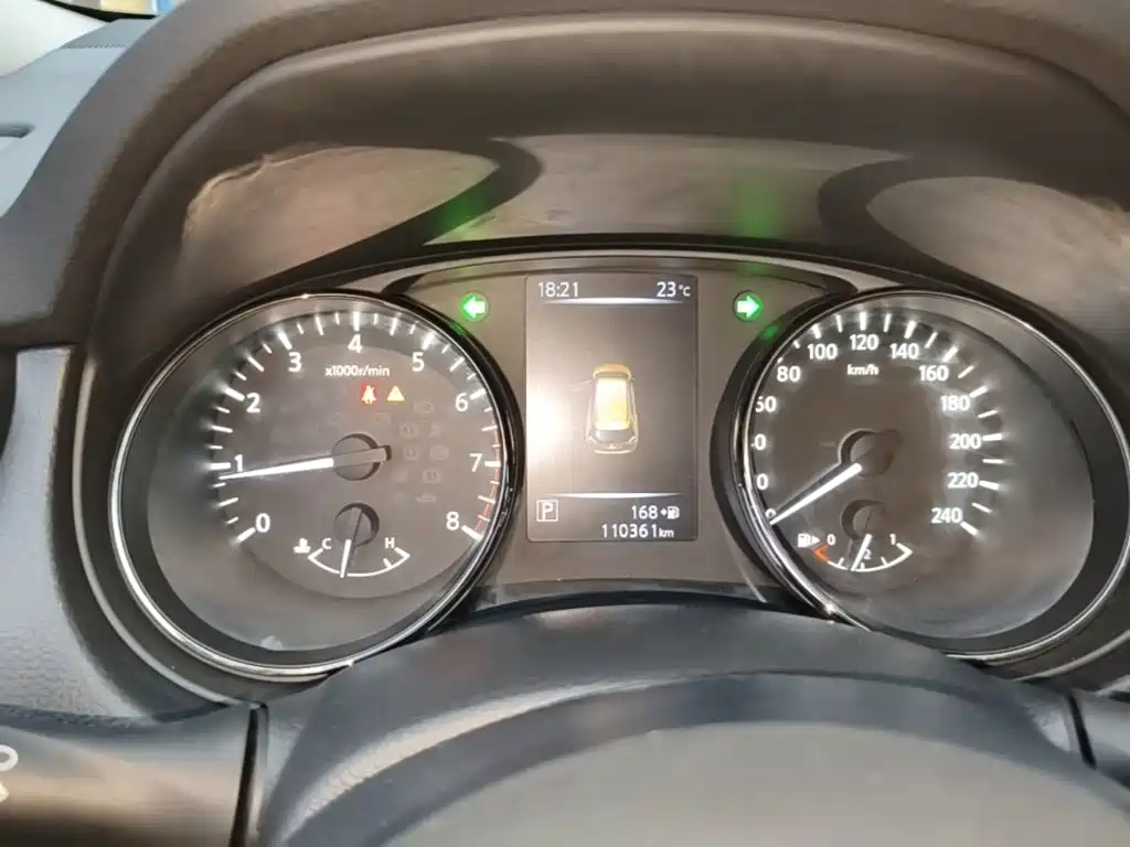 Nissan X-Trail — миниатюра 12