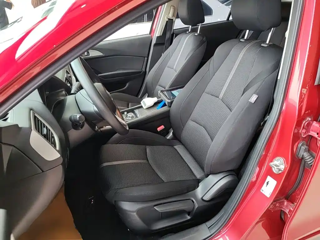 Mazda 3 Axela — миниатюра 15