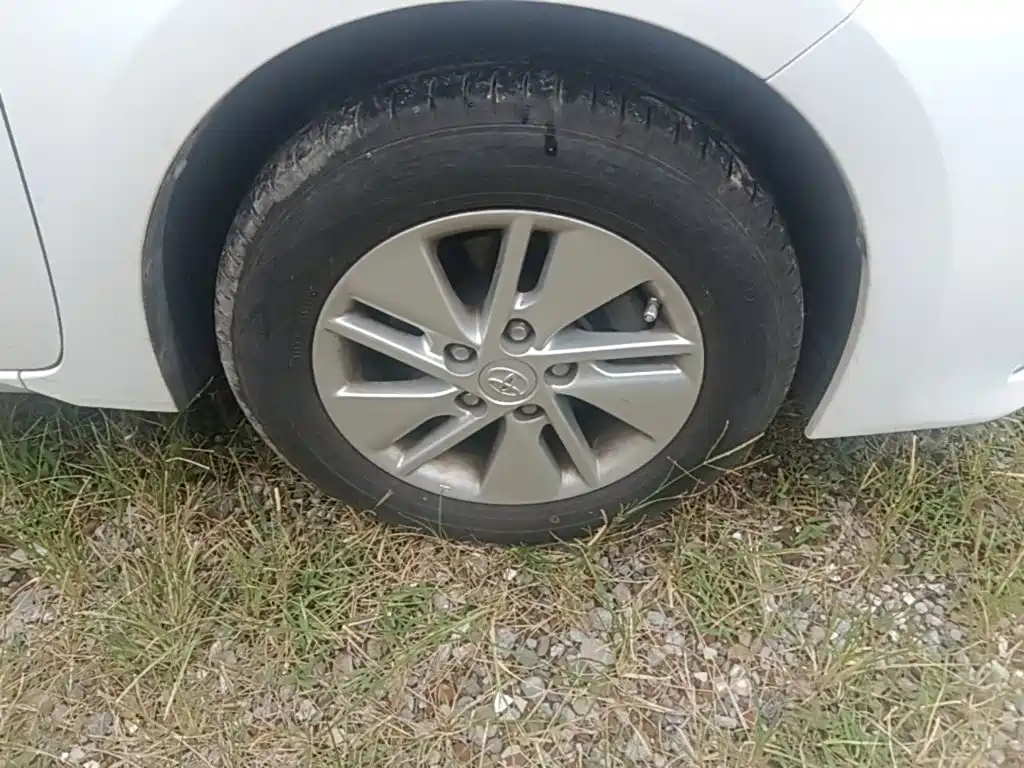Toyota Corolla — миниатюра 12