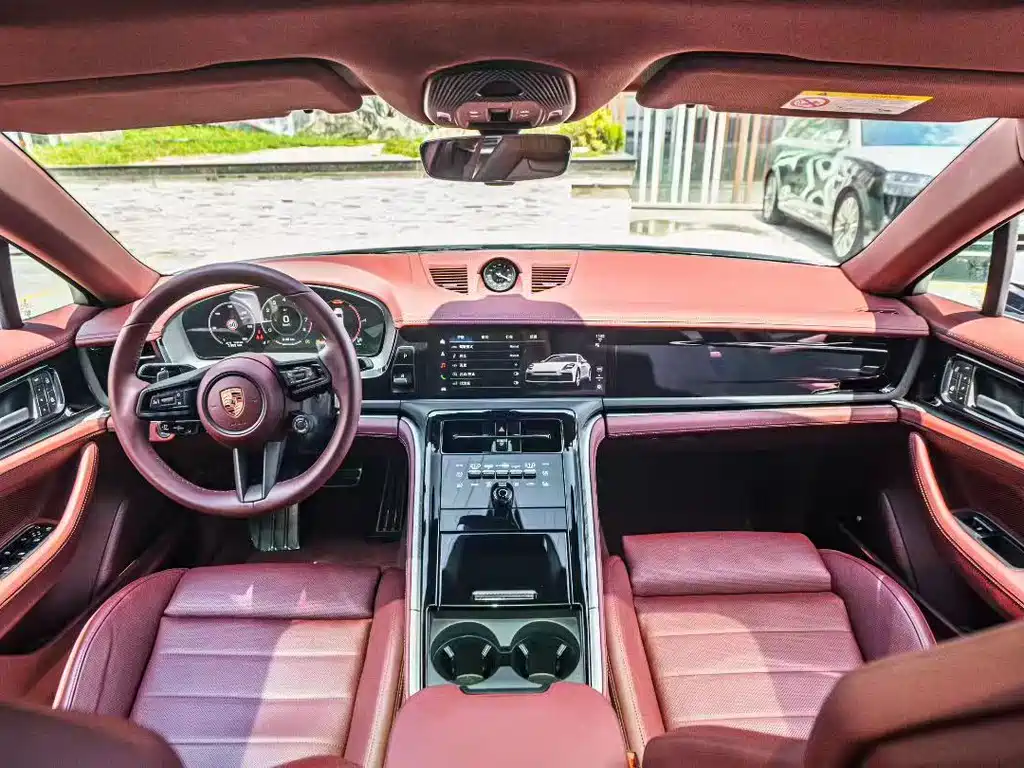 Porsche Panamera — миниатюра 4