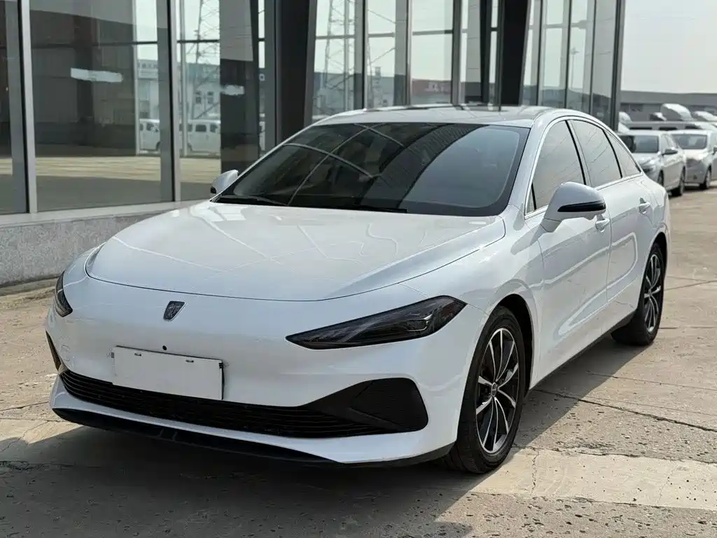 Roewe D7