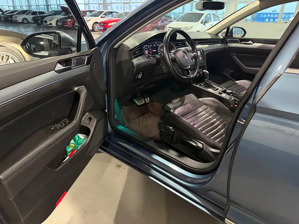 Volkswagen Viloran — миниатюра 7