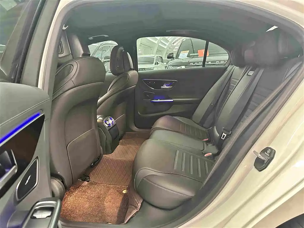 Mercedes-Benz C-Class — миниатюра 23