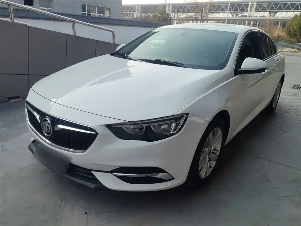 Buick Regal 2018