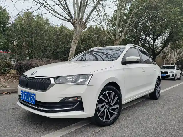 SKODA XINDONG
