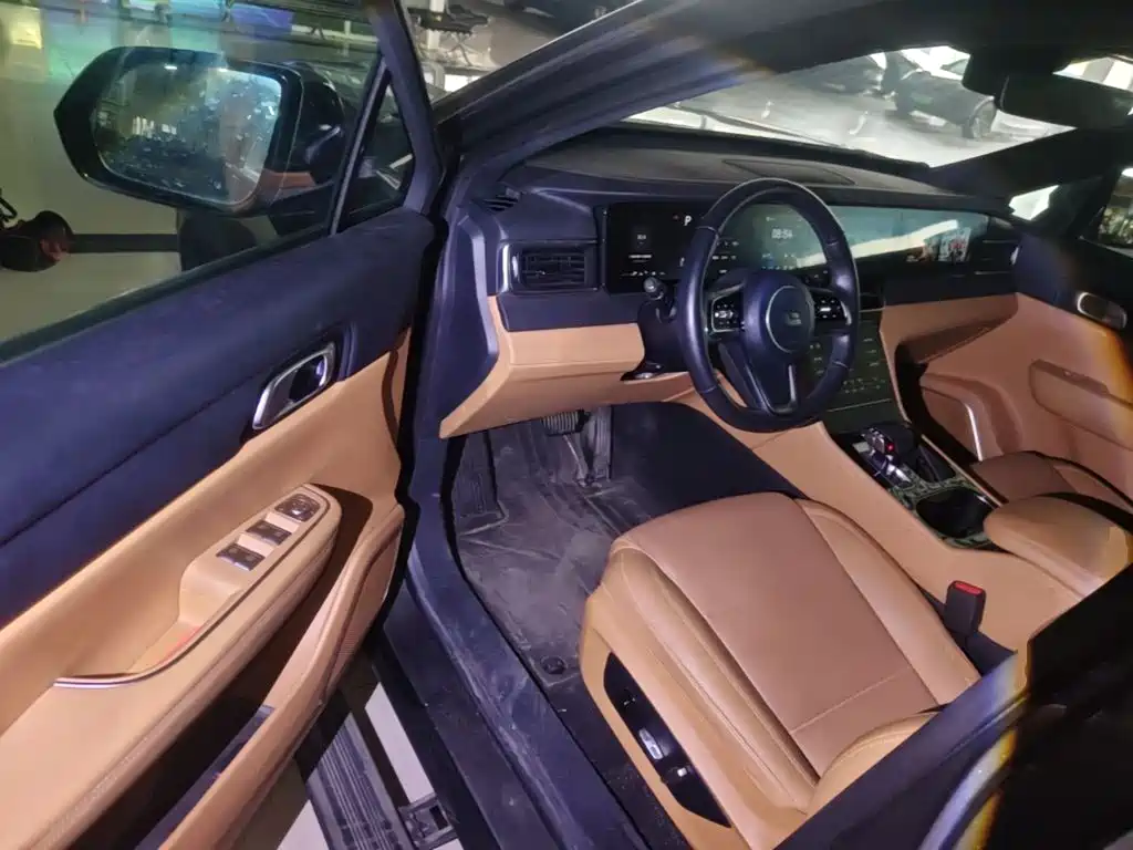 Li Auto Li ONE — миниатюра 16
