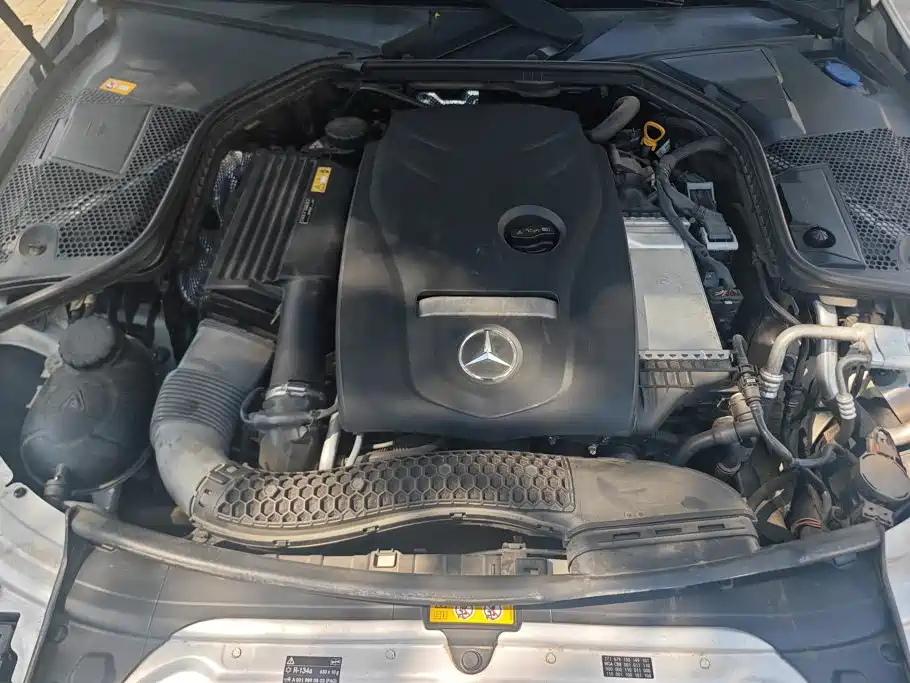Mercedes-Benz C-Class — миниатюра 10