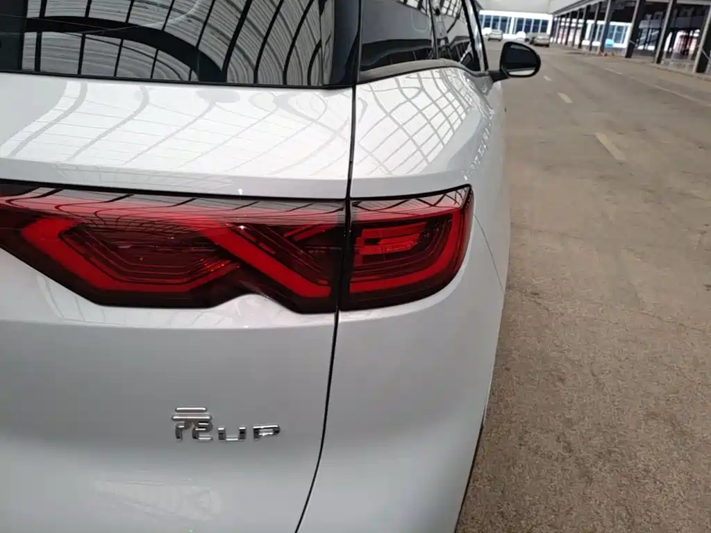 BYD Yuan UP — миниатюра 8