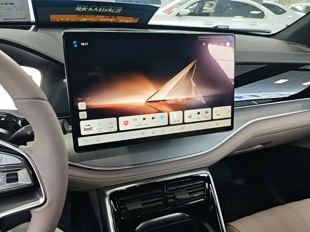 BYD Tang New Energy — миниатюра 13