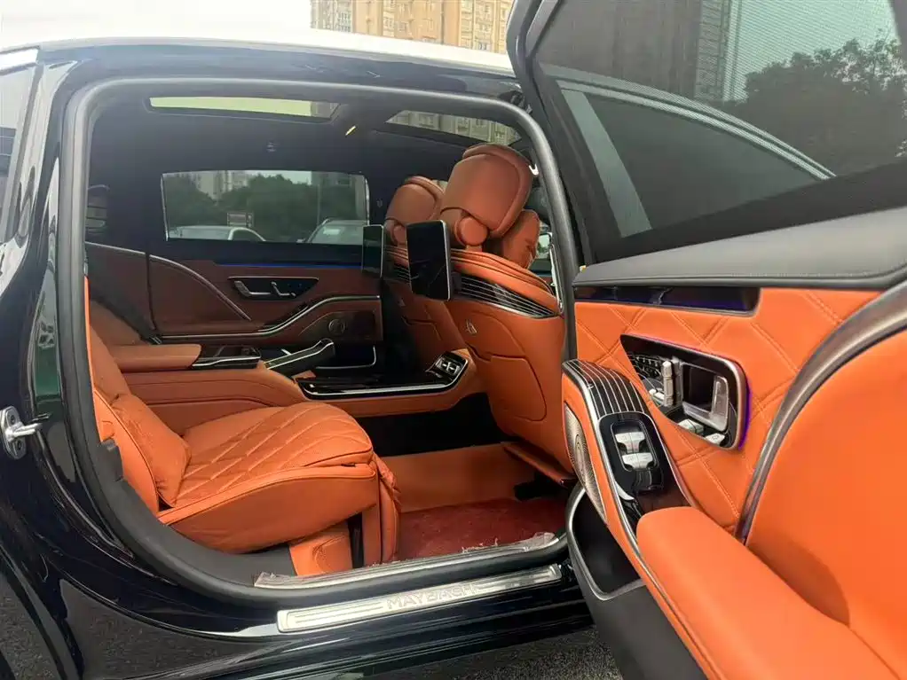 Mercedes-Benz S-Class — миниатюра 12
