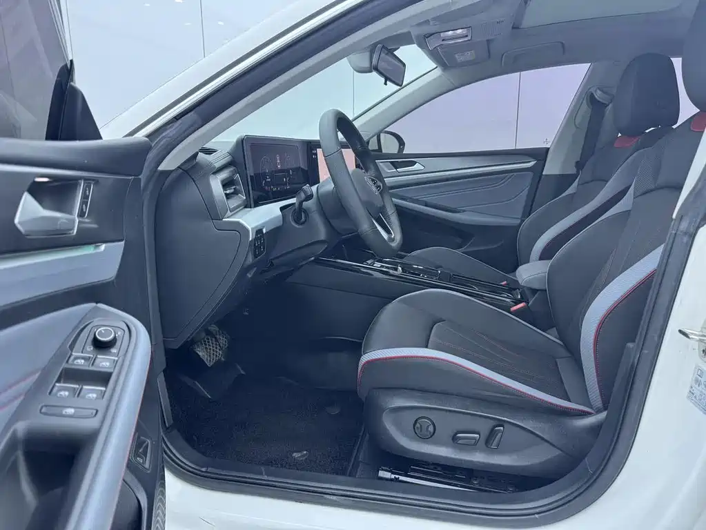 Volkswagen Lamando — миниатюра 10