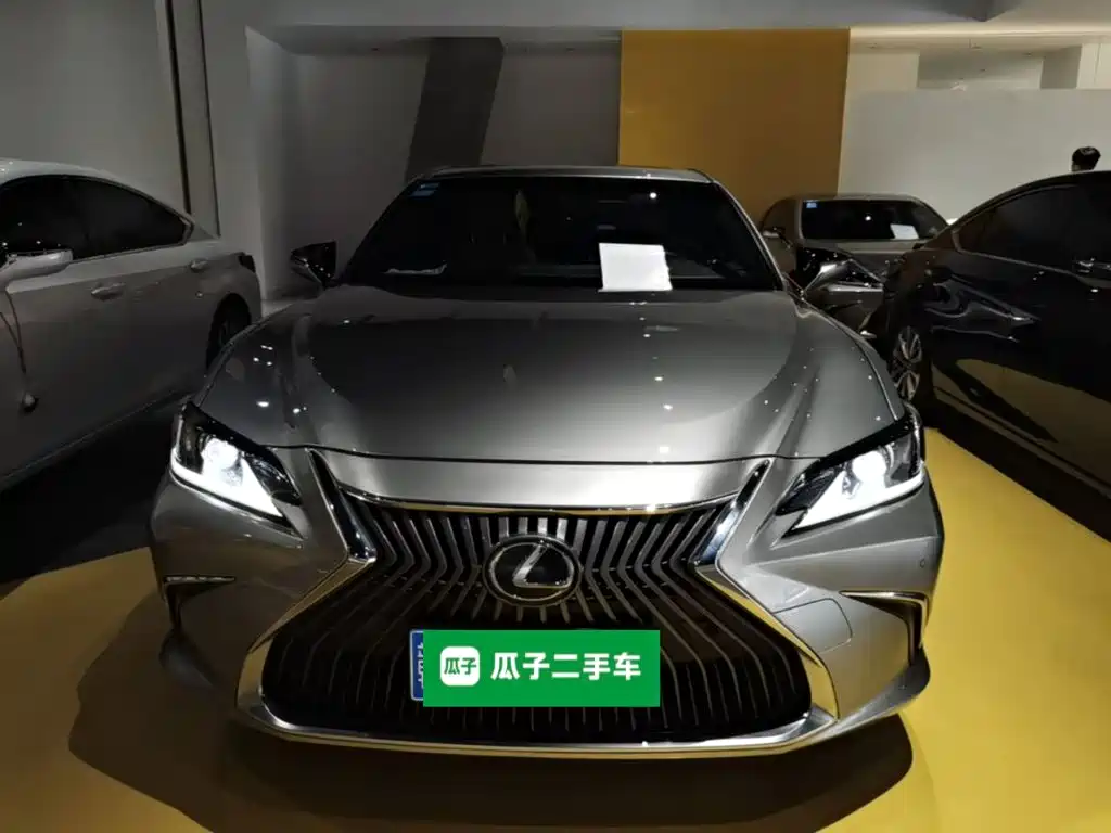 Lexus ES — миниатюра 3