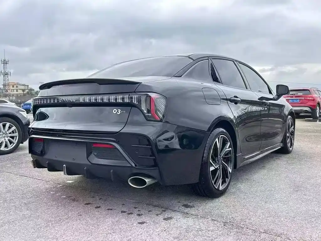 Lynk & Co 03 — миниатюра 9