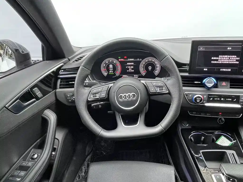 Audi A4L — миниатюра 10