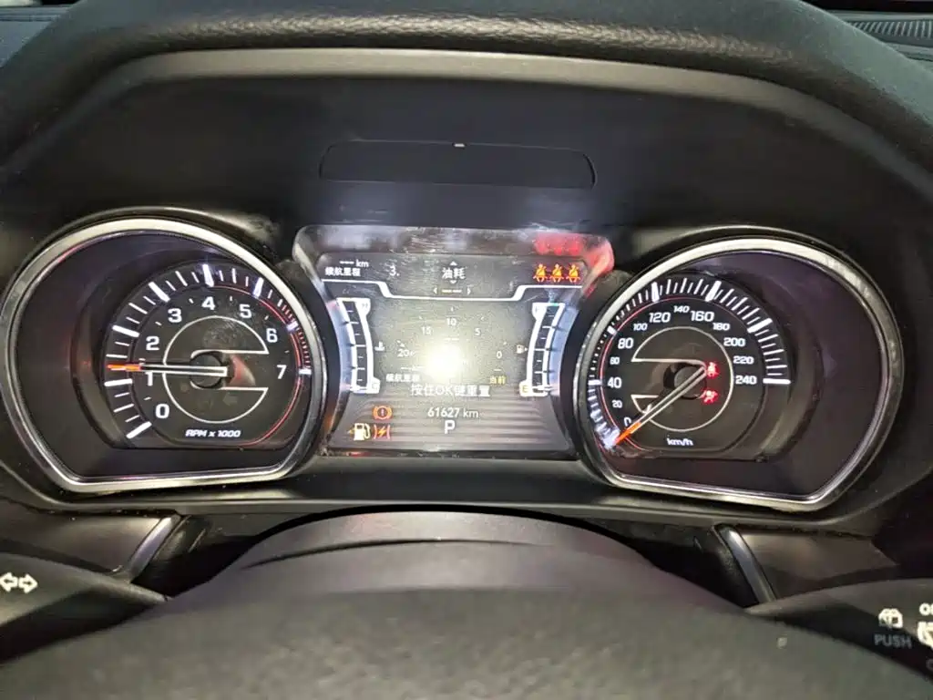 Jeep Grand Commander — миниатюра 12