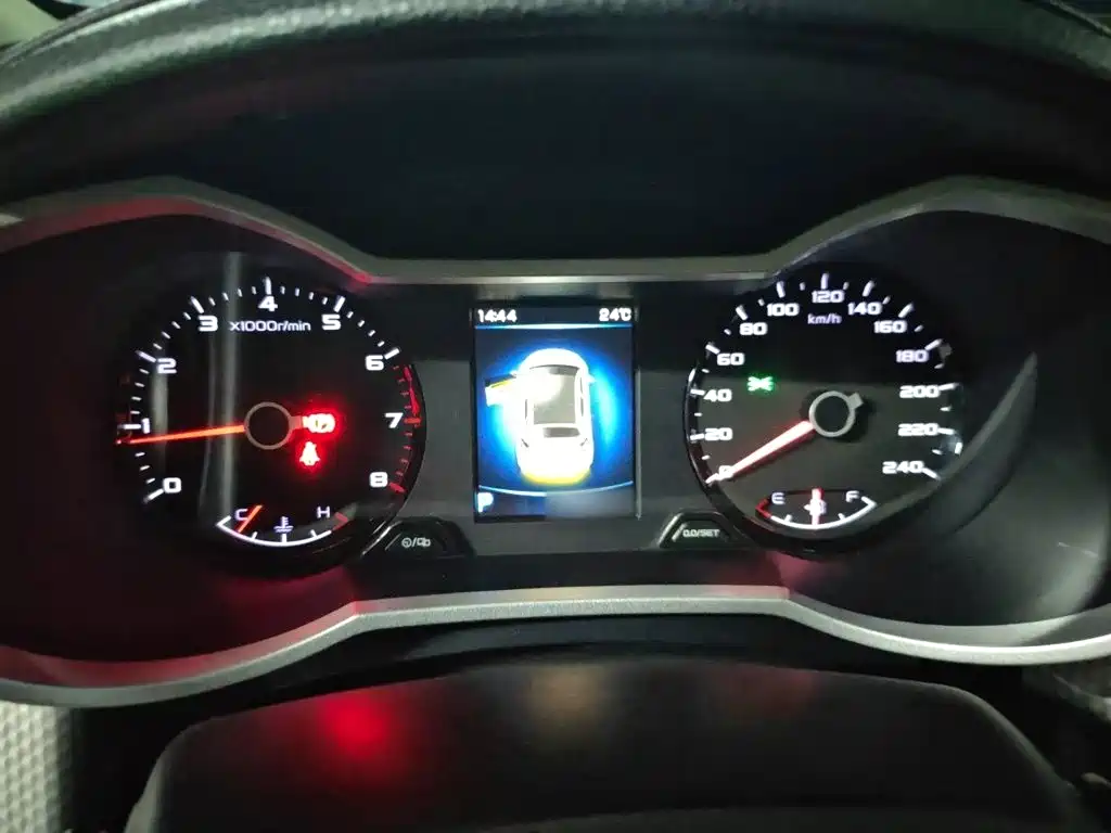 Geely Emgrand GS — миниатюра 4