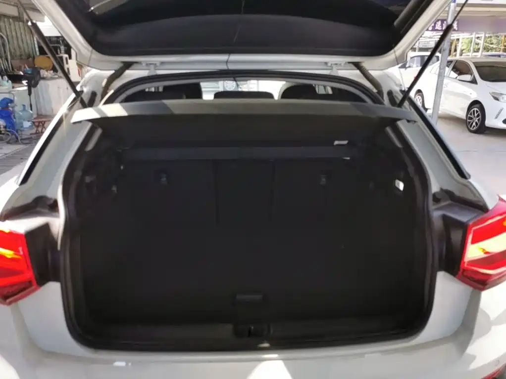 Audi Q2L — миниатюра 19