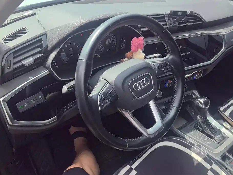 Audi Q3 — миниатюра 12