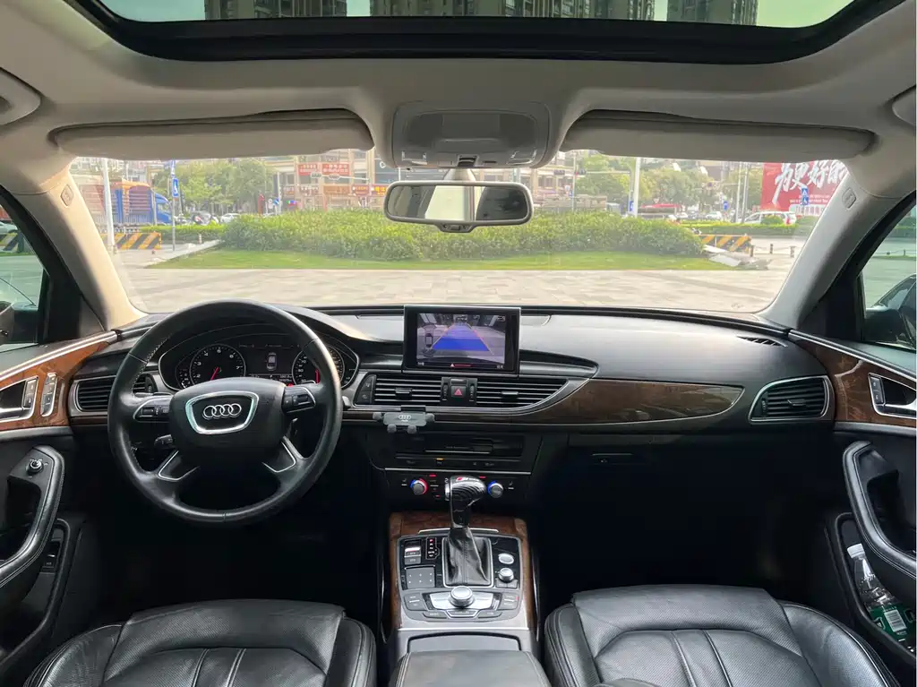 Audi A6L 2012 35 FSI Comfort