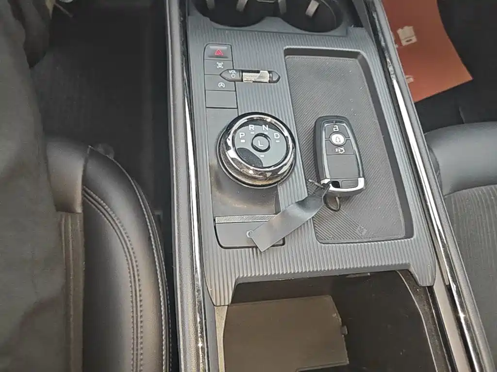 Ford Evos — миниатюра 14