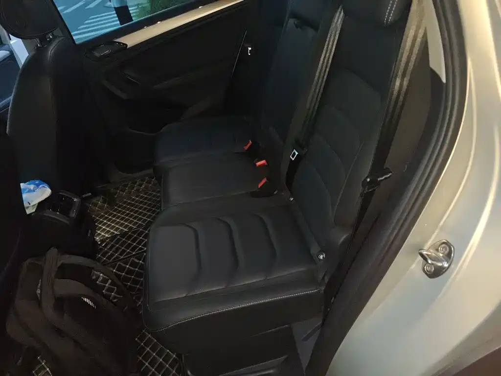 Volkswagen Tiguan L — миниатюра 13