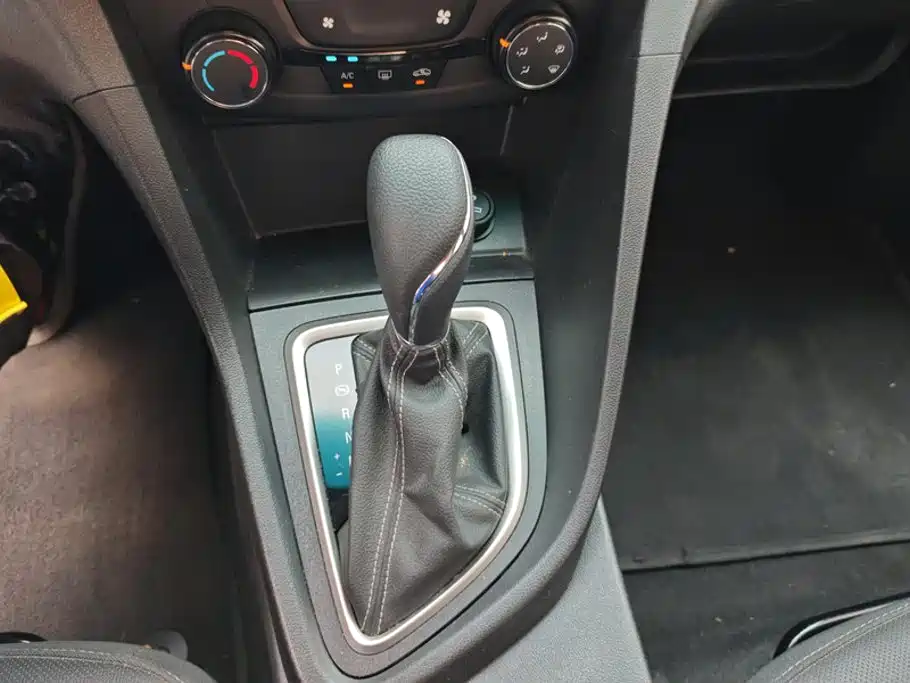 Buick Excelle — миниатюра 16