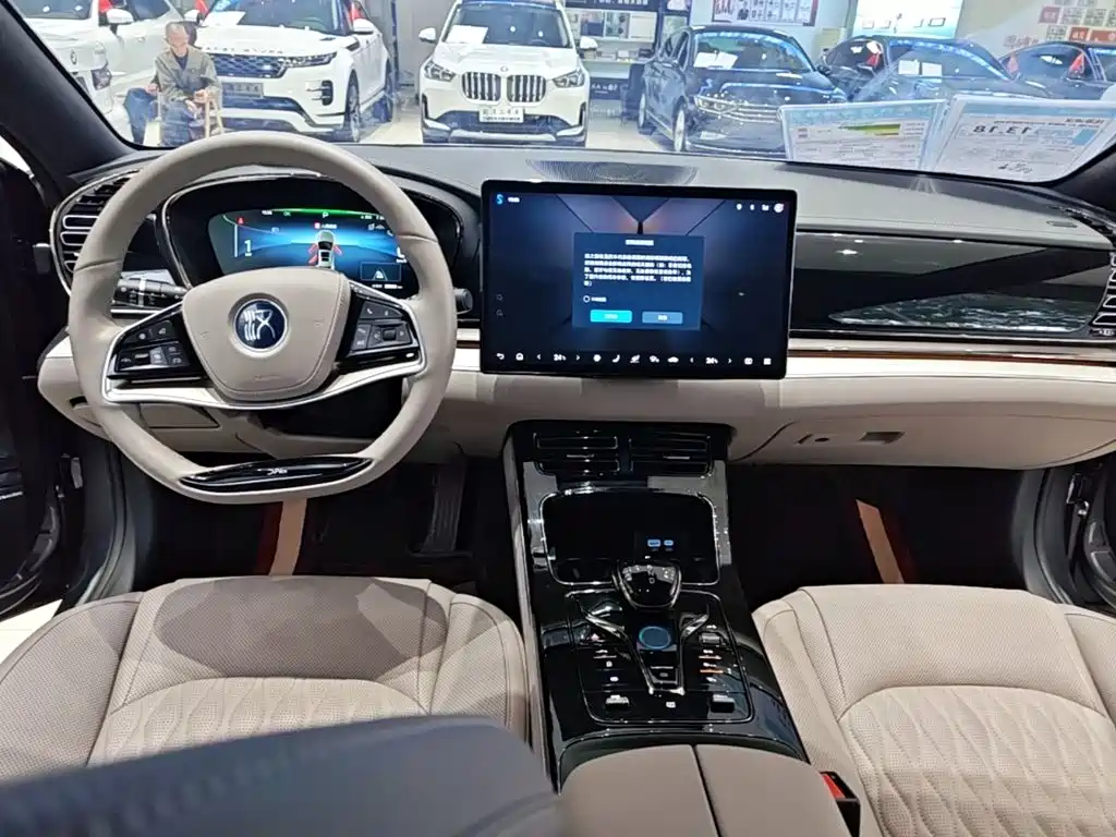 BYD Han — миниатюра 10