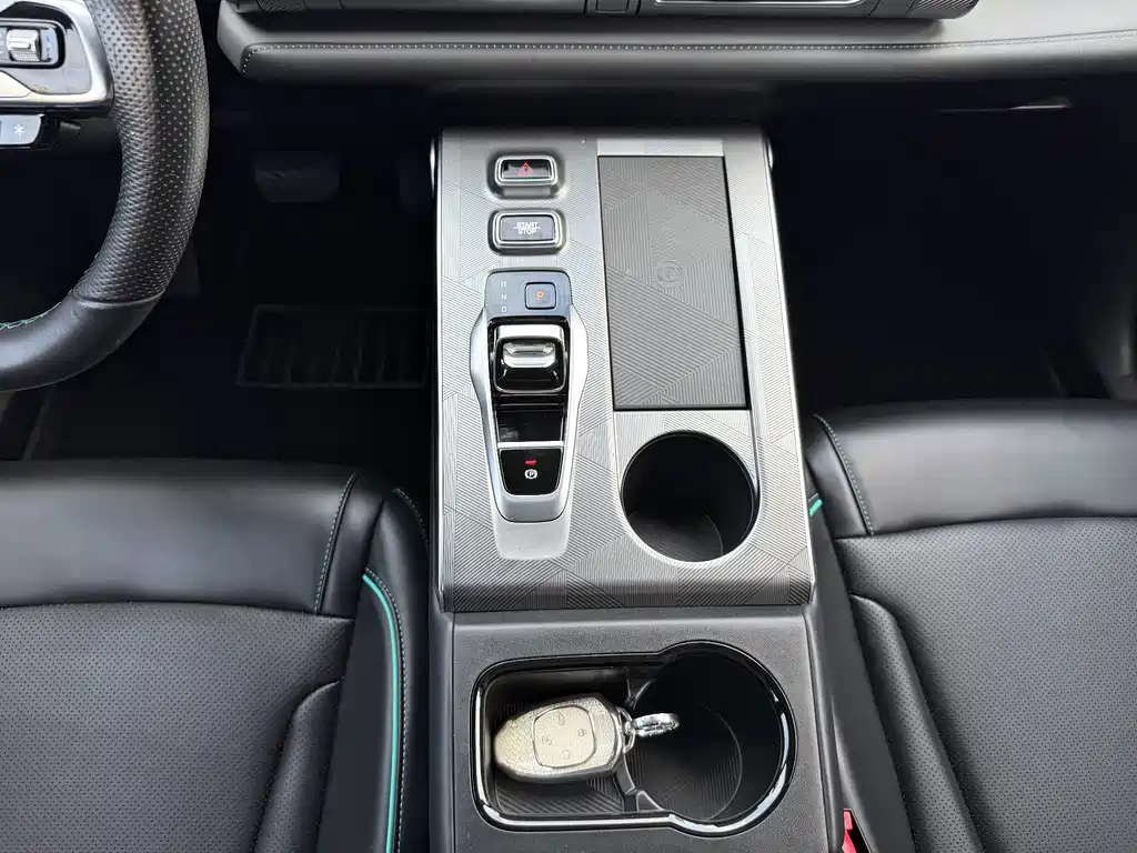 GAC Motor Shadow Cool — миниатюра 12
