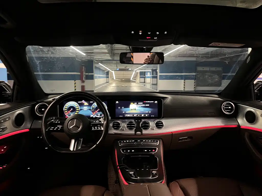 Mercedes-Benz E-Class — миниатюра 19