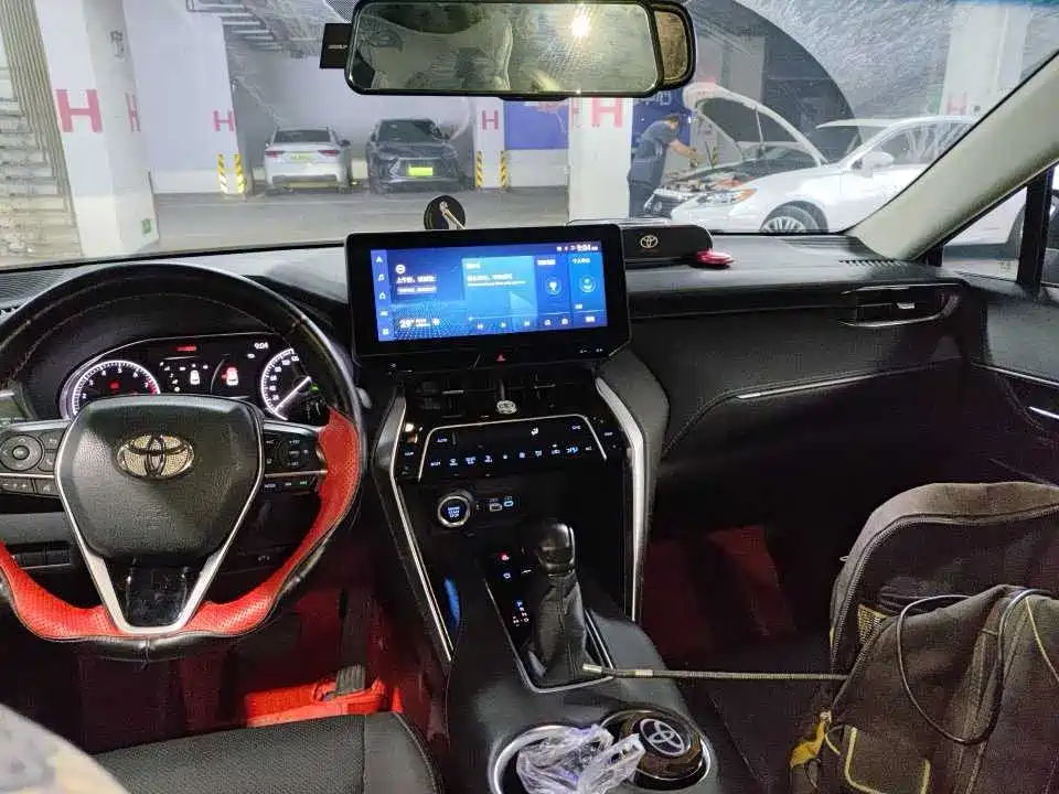 Toyota Harrier — миниатюра 7