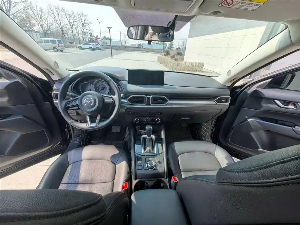MAZDA CX 5