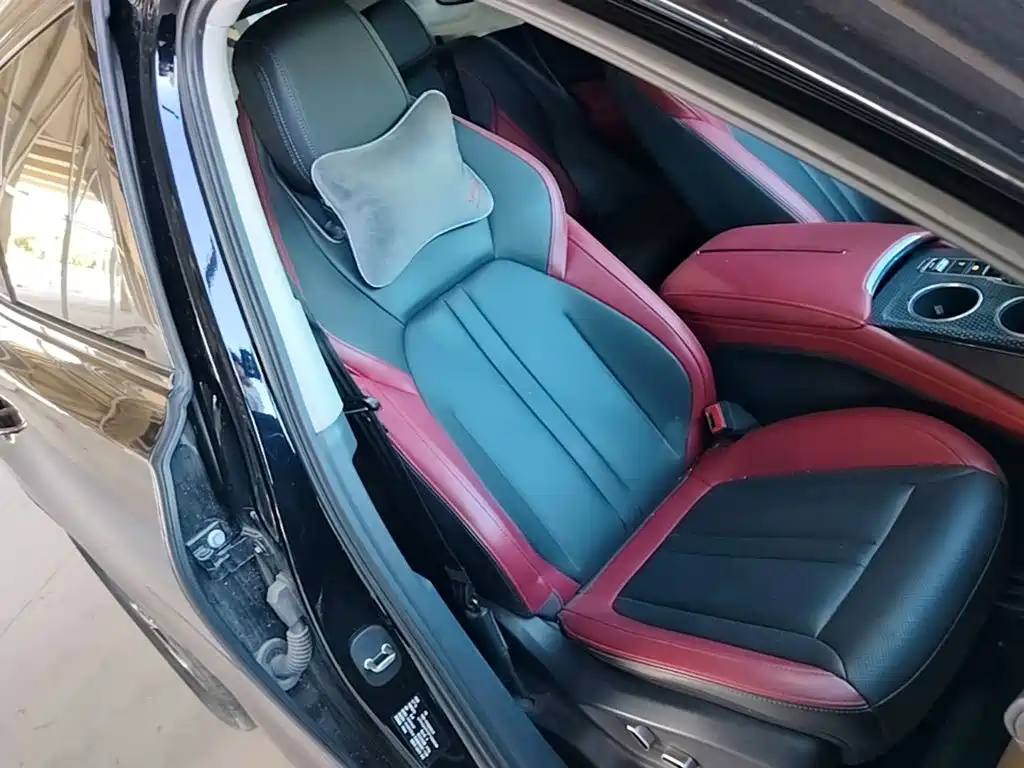 Hongqi Hongqi HS3 — миниатюра 25