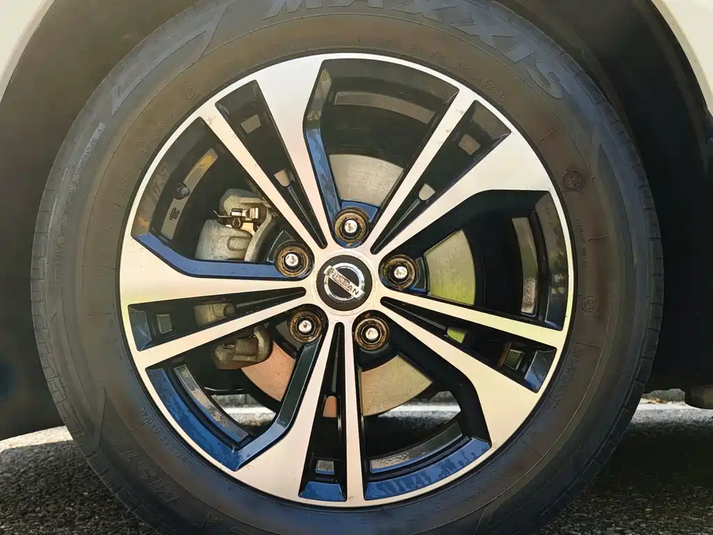 Nissan Sylphy — миниатюра 18