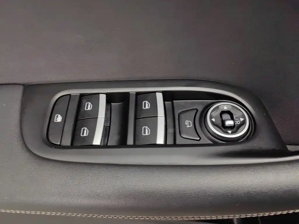 Chery Tiggo 8 — миниатюра 9